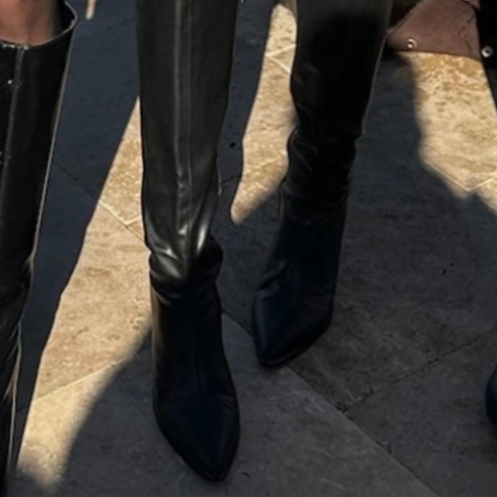 Black Knee High Leather Boots
